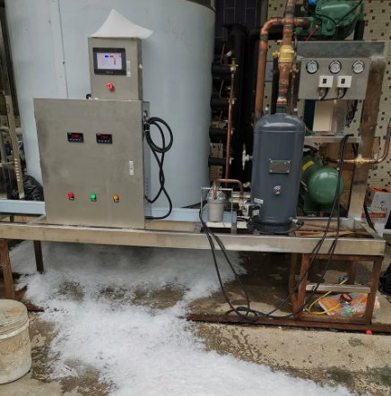Máquina de Hielo en Escamas de 15 Toneladas Refrigerada por Aire para Procesamiento de Alimentos